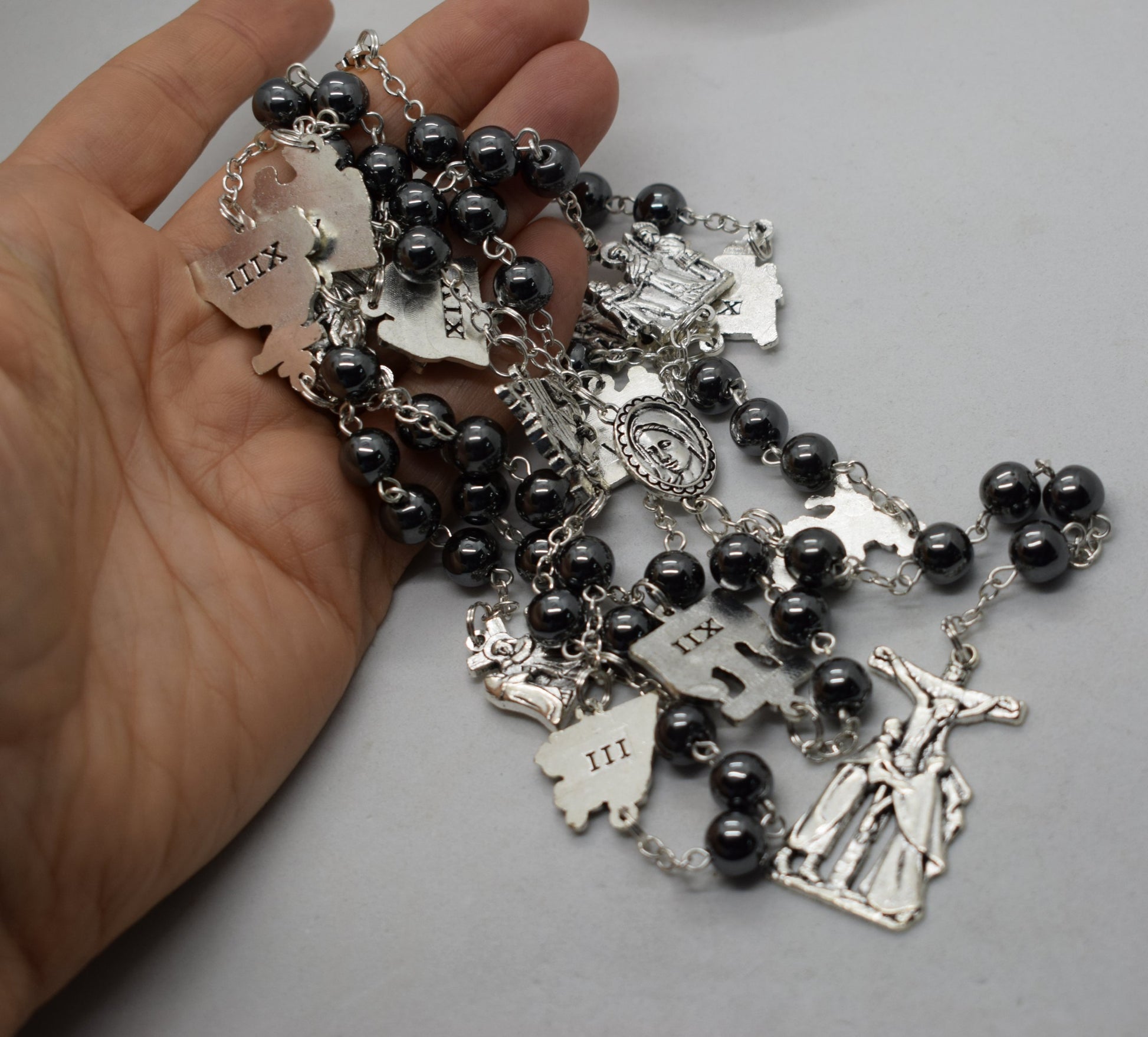Stations of the Cross Rosary – Hematite Beads, Handmade Italian Via Crucis Chaplet - Grani di Senape Studio