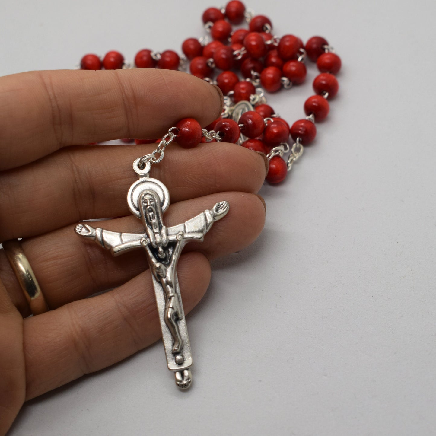 Holy Spirit Rosary Necklace – Wooden Confirmation Chaplet | Catholic Italian Faith Gift ✝️