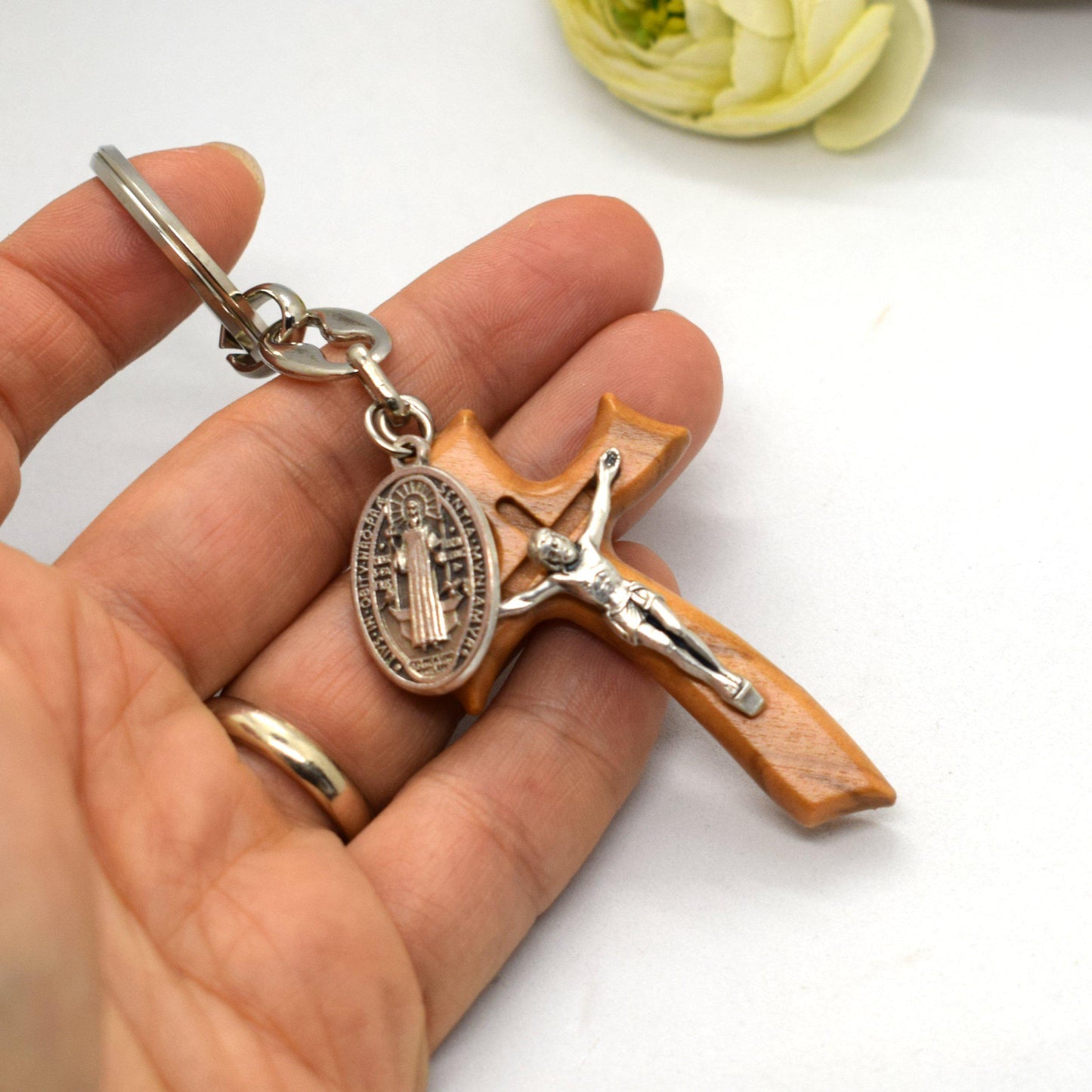 Handcrafted Olive Wood Cross Keychain – Customizable Saint Medal, Italian Catholic Gift